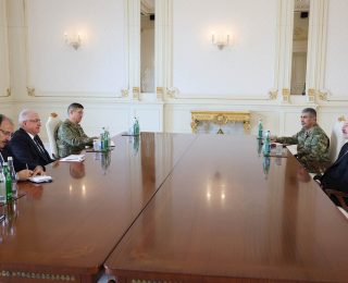 Azerbaycan Cumhurbaşkanı, Millî Savunma Bakanı Yaşar Güler’i Kabul Etti