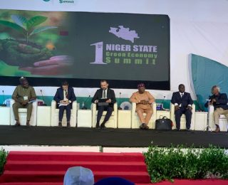 Halil İbrahim Yılmaz Nijerya’dan Dünyaya böyle seslendi!