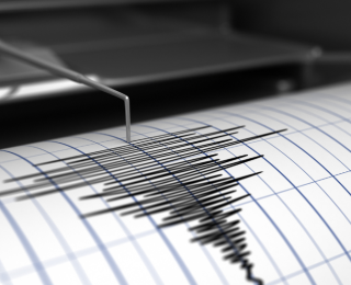 Endonezya’da 6,1 büyüklüğünde deprem