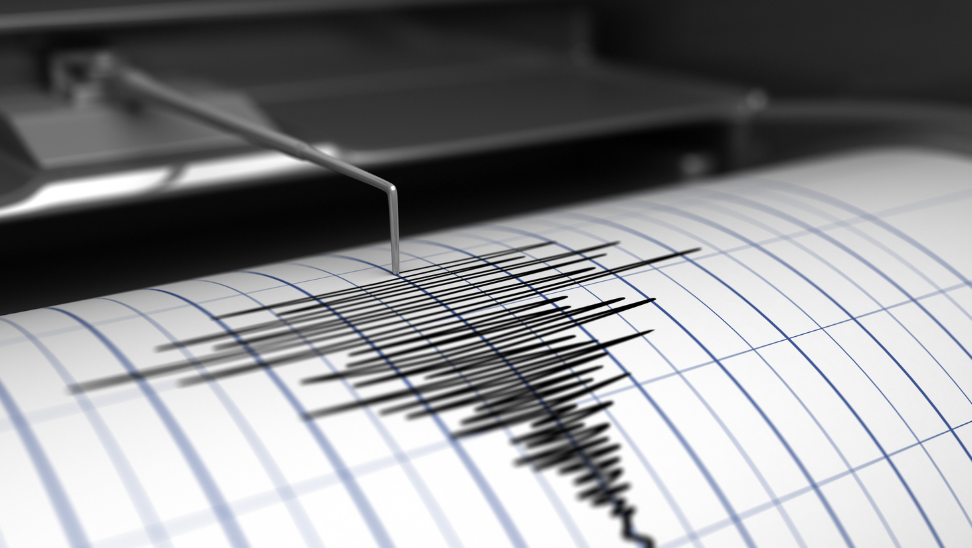 Endonezyada 61 buyuklugunde deprem