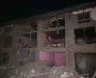 Nepal’deki depremde 150’den fazla kişi hayatını kaybetti