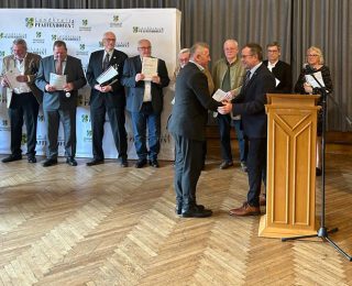 Paffenhofen Kaymakamlığı’ndan gönüllü hizmet veren DİTİB başkanına teşekkür