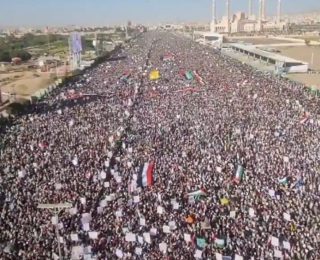 Yüz binlerce Yemenli ABD ve İngiltere’yi protesto etti