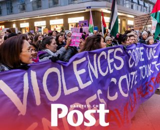 Kadınlar Gününde Kadınlar sokaklara çıktı