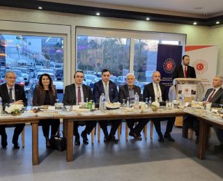 Stuttgart Başkonsolosluğu Türk Toplumu Temsilcilerine iftar verdi