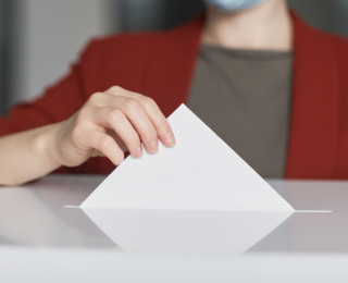 13’üncü Maaşa “Evet”, Yaş Sınırına “Hayır”