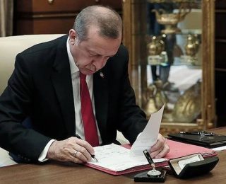 Cumhurbaşkanı Erdoğan Endonezya Cumhurbaşkanı ile telefon görüşmesi gerçekleştirdi