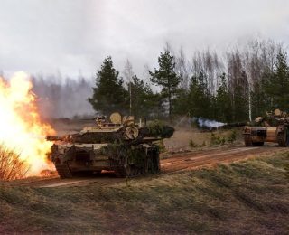 Biden, Ukrayna’nın ABD silahlarıyla Rusya’nın içlerini vurmasına izin verdi