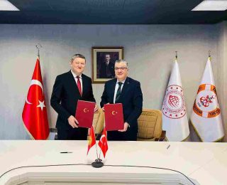 ”Transit yükleri Asya ile Avrupa arasında daha kolay taşınabilecek”