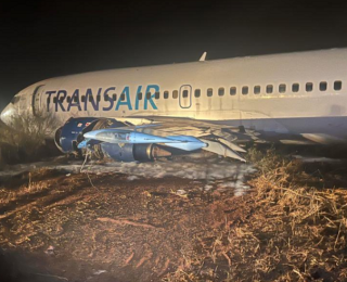 Senegal’de yolcu uçağı pistten çıktı