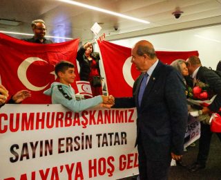 Cumhurbaşkanı Ersin Tatar’a Sydney’de coşkulu karşılama