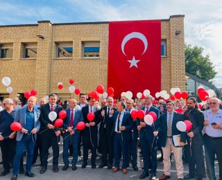 Türkiye’nin Düsseldorf Başkonsolosluğu’nda 15 Temmuz anma etkinliği düzenlendi
