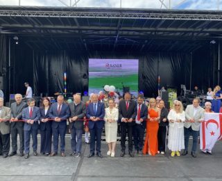 Tatar, Londra’da düzenlenen Kıbrıs Türk Kültür Festivali’ne katıldı