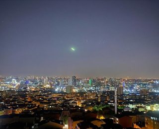 TUA’dan dün gece ülkenin çeşitli yerlerinden izlenen meteora ilişkin paylaşım