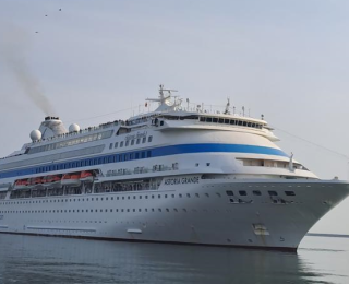 Rus Kurvazier Gemisi Astoria Grande Samsun’da