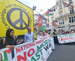 Haniye’nin çağrısıyla Londra’da on binlerce insan Filistin’e ses oldu