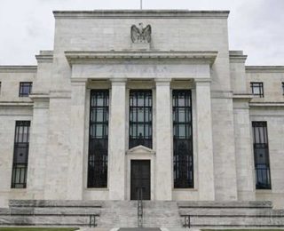 ABD’de 4 yıl sonra faiz indirimine gidildi