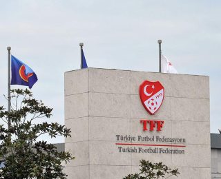 İzlanda-Türkiye maçı ertelendi mi? İzlanda-Türkiye maçı saat kaçta hangi kanalda? Resmi açıklama geldi